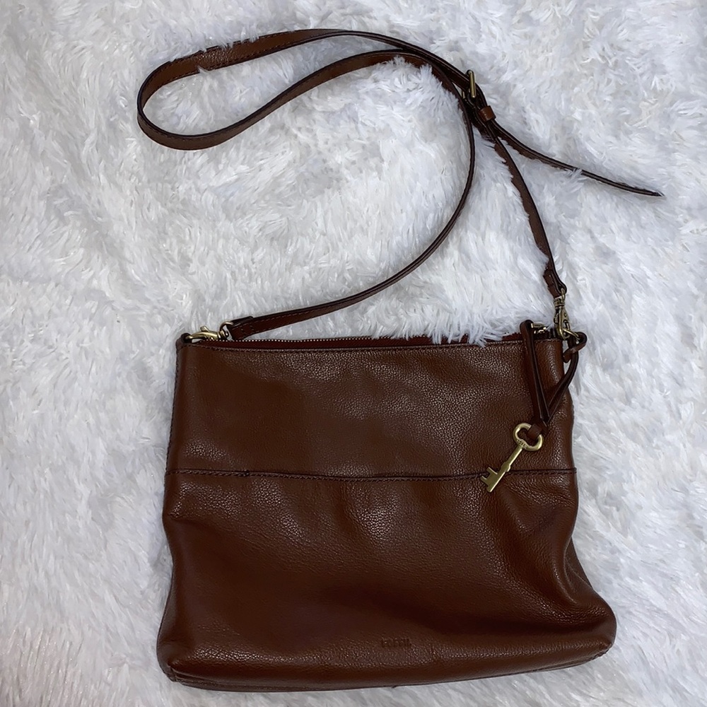 Large brown fossil Fiona crossbody bag